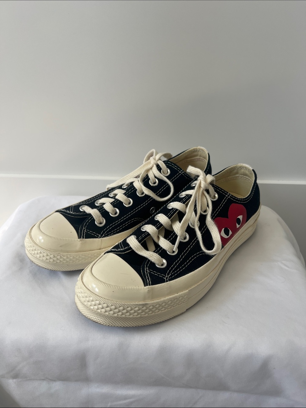 Converse Black Low-Top Sneakers with Red Heart Graphic